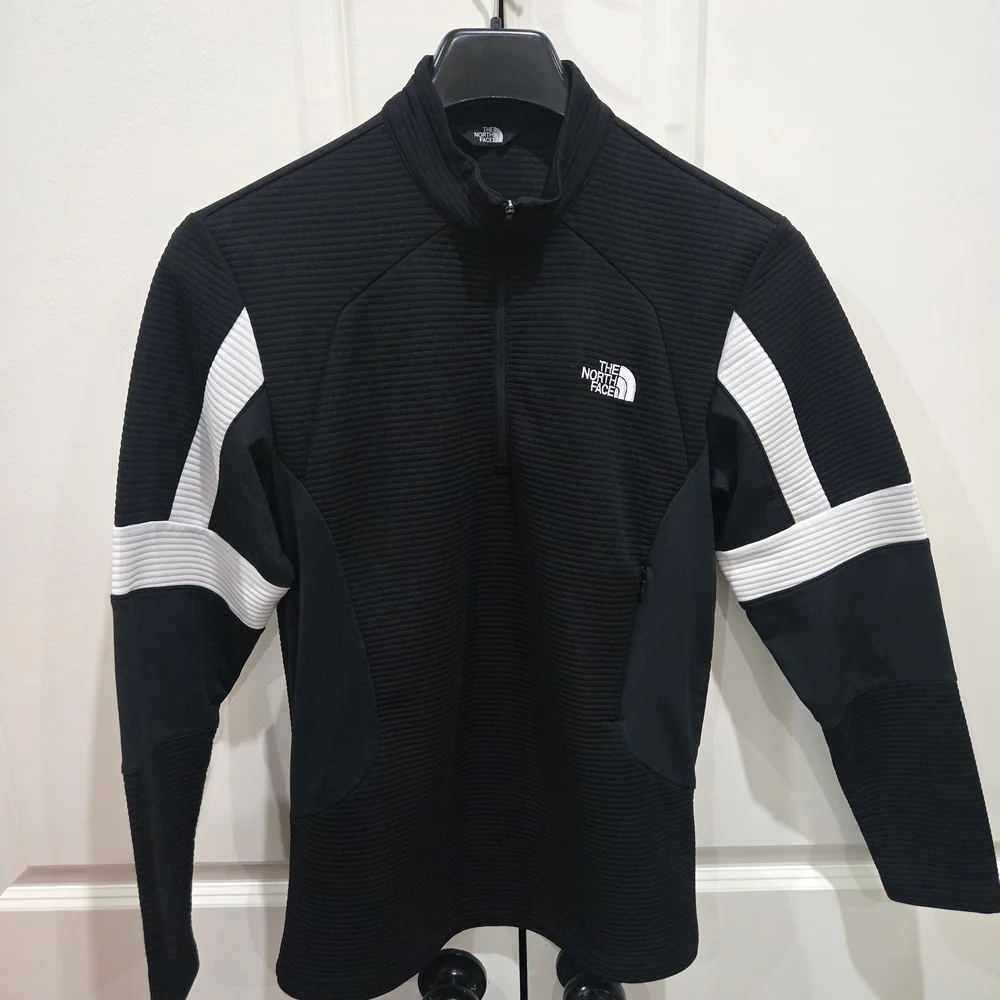The North Face Q-Zip - Picture 1 of 3